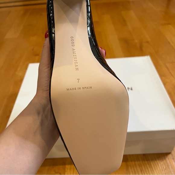 Good American Women’s Crocodile Patent Leather Ankle Booties Black GA244C-X Sz 7 - Picture 4 of 13